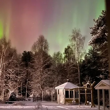 Winter Kylvaejae By Booklapland Villa Rovaniemi